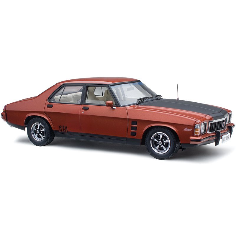 1/18 Holden HX Monaro GTS Persian Sand Metallic