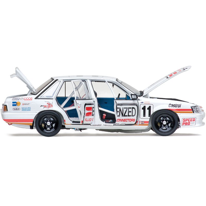 1/18 Holden VK Commodore 1986 Bathurst