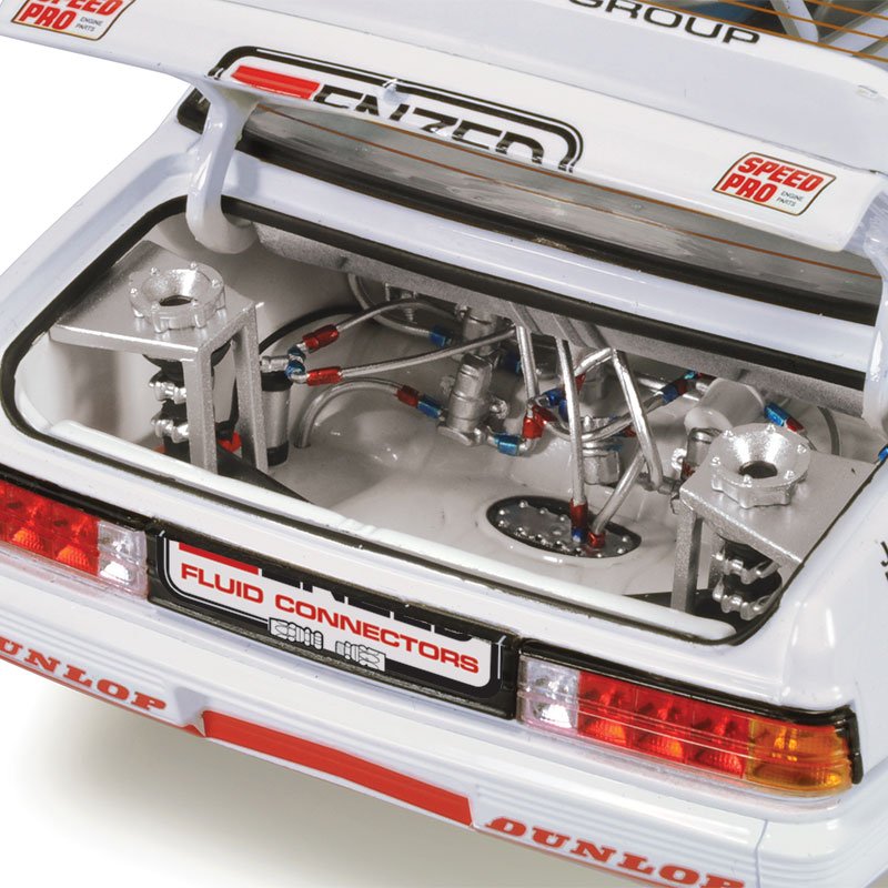 1/18 Holden VK Commodore 1986 Bathurst