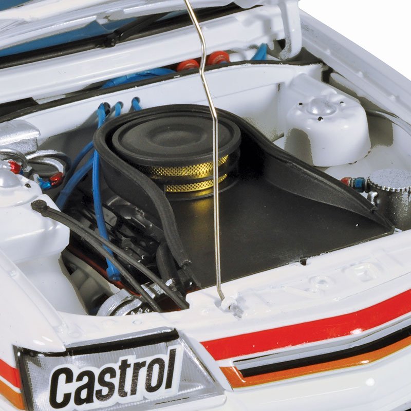 1/18 Holden VK Commodore 1986 Bathurst