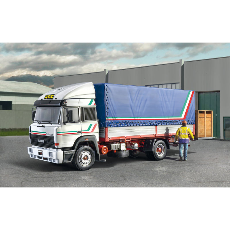 Italeri 1/24 Iveco Turbostar 190-42 Canvas With Elevator Kit