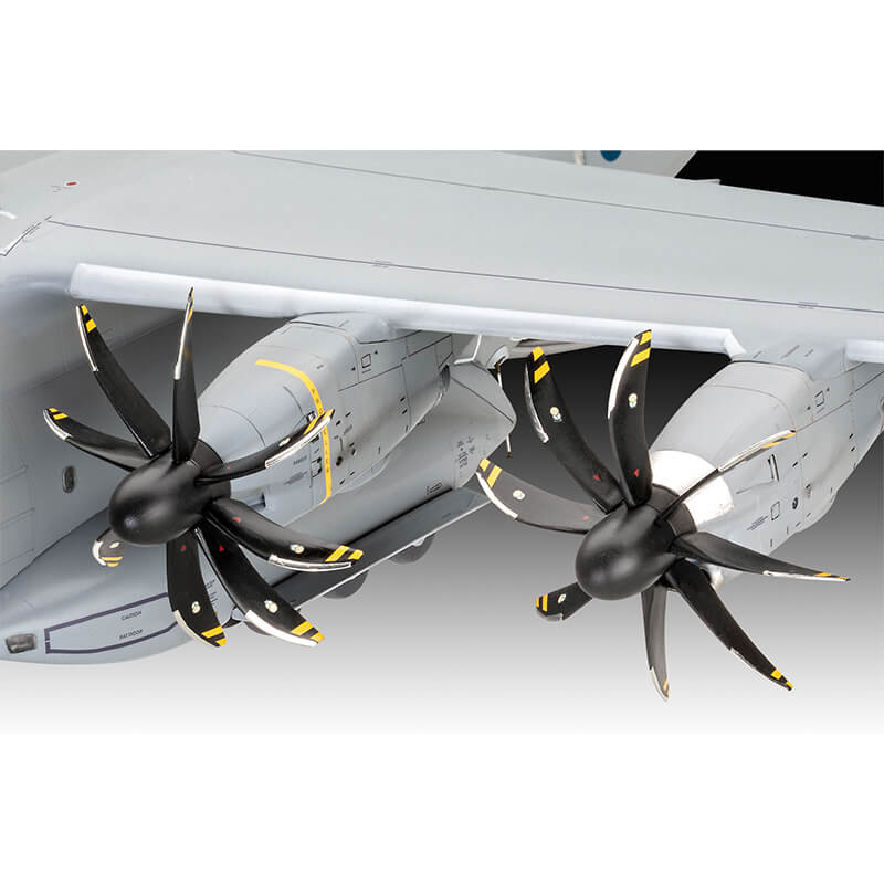 Revell 1/72 Airbus A400M Atlas RAF Kit