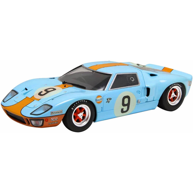 Fujimi 1/24 Ford GT40 1968 Le Mans Winner (RS-97) Kit