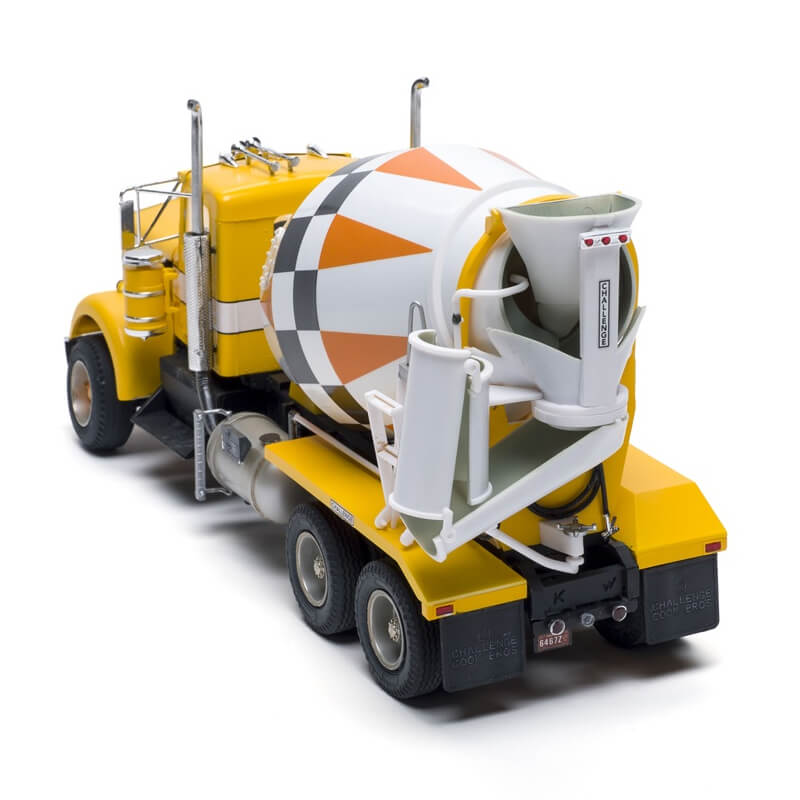 AMT 1/25 Kenworth/Challenge Transit Mixer Kit