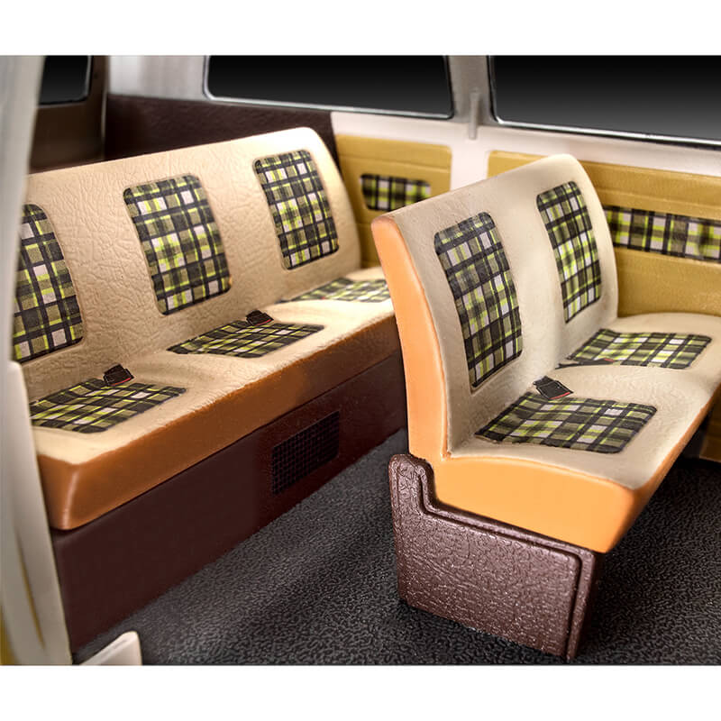 Revell 1/24 VW T3 Bus Model Set