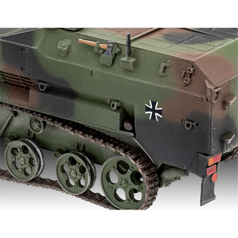 Revell 1/35 Wiesel 2 LeFlaSys BF/UF Kit