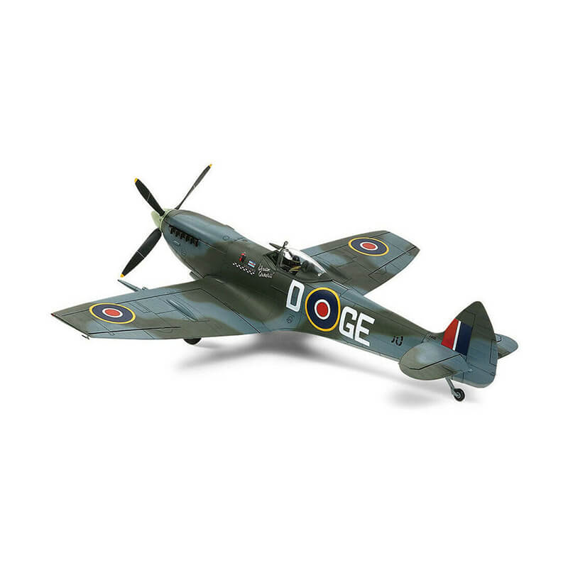 Tamiya 1/32 Supermarine Spitfire Mk.XVIe Kit