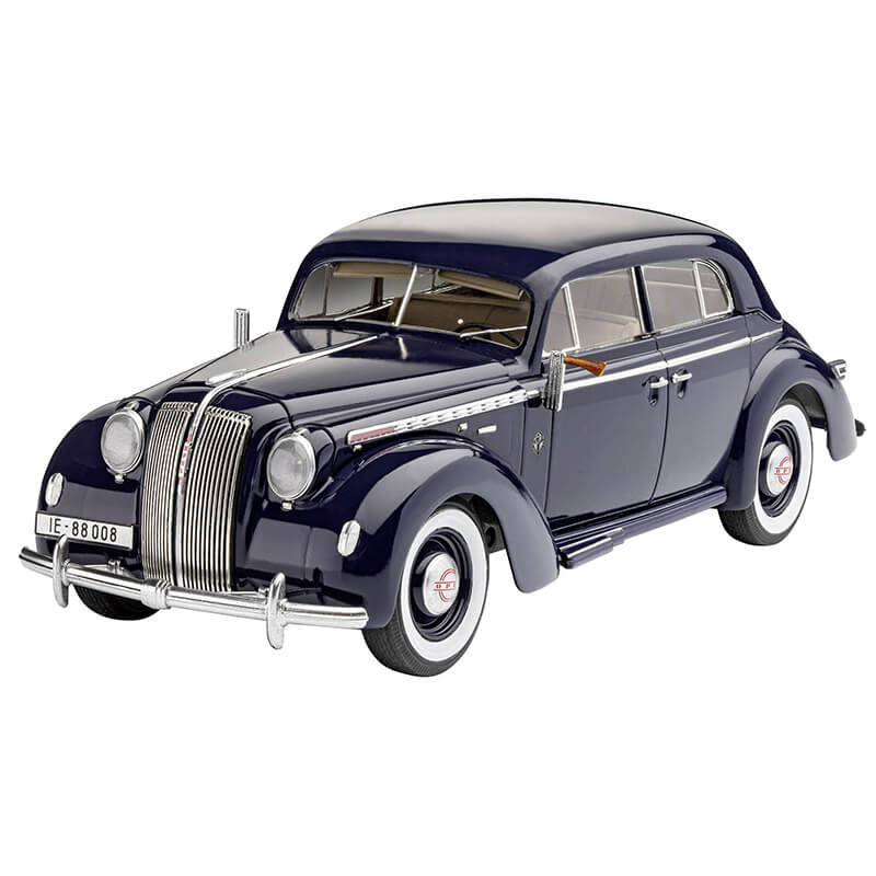 Revell 1/24 Luxury Class Car Admiral Saloon Set Kit