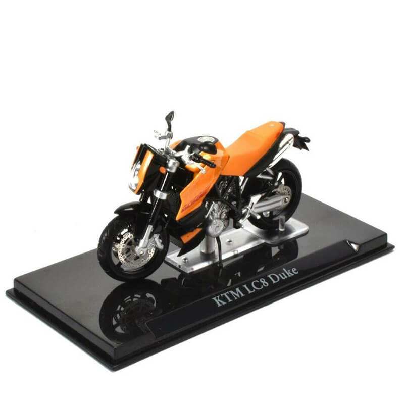 Atlas 1/24 KTM LC8 Duke