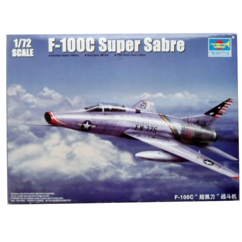 Trumpeter 1/72 F-100C Super Sabre Kit