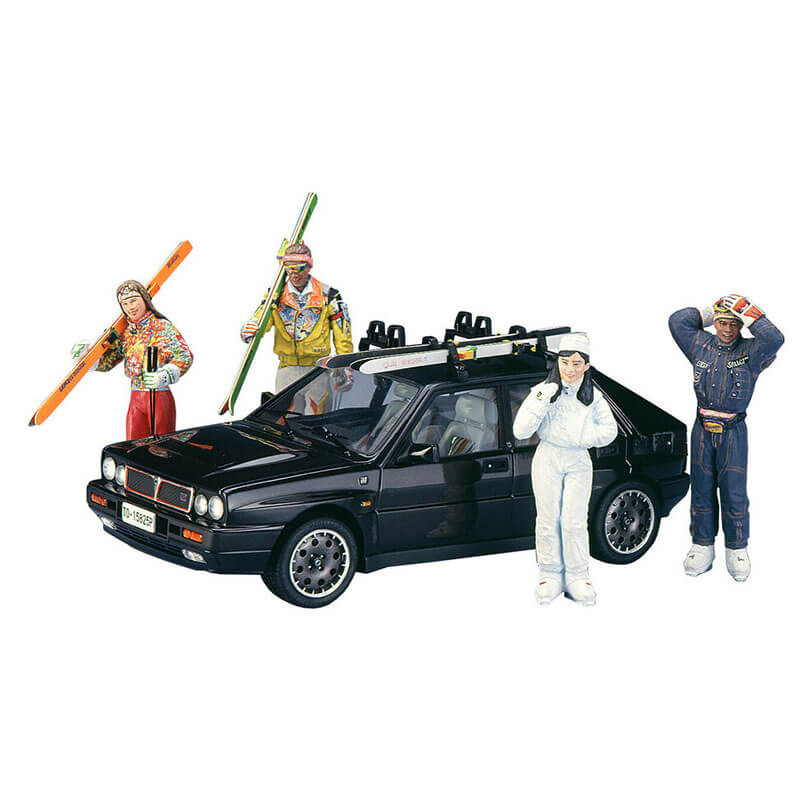 Hasegawa 1/24 Lancia Delta HF Integrale 16V Ski Version Kit