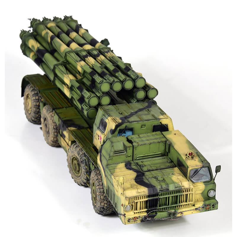 Trumpeter 1/35 Russian 9A52-2 Smerch-M Multiple Rocket Launcher Of RSZO 9k58 Smerch MRLS Kit