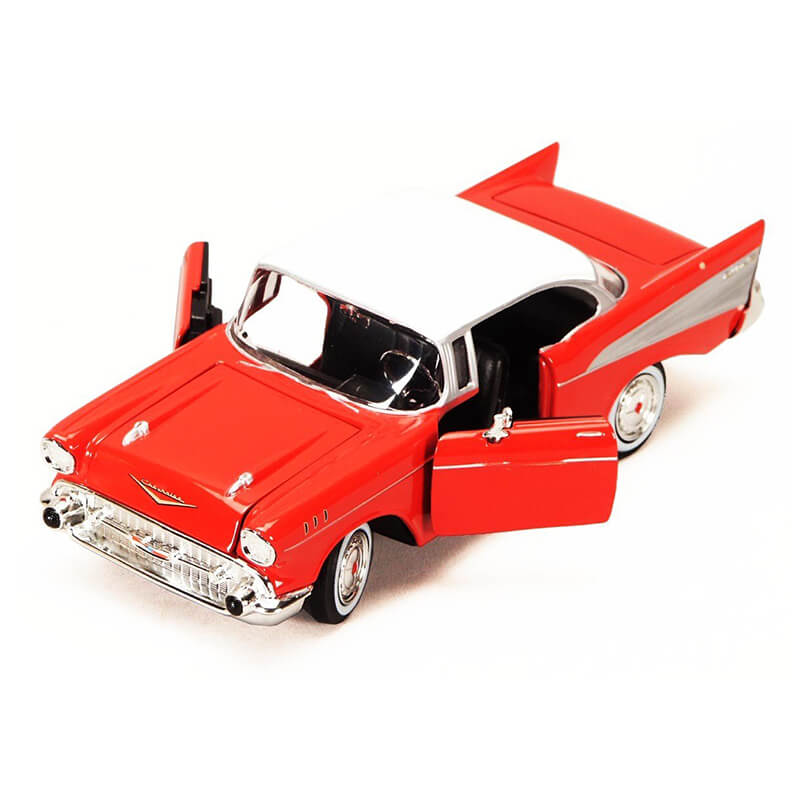 Motormax 1/24 1957 Chevy Bel Air (Red)