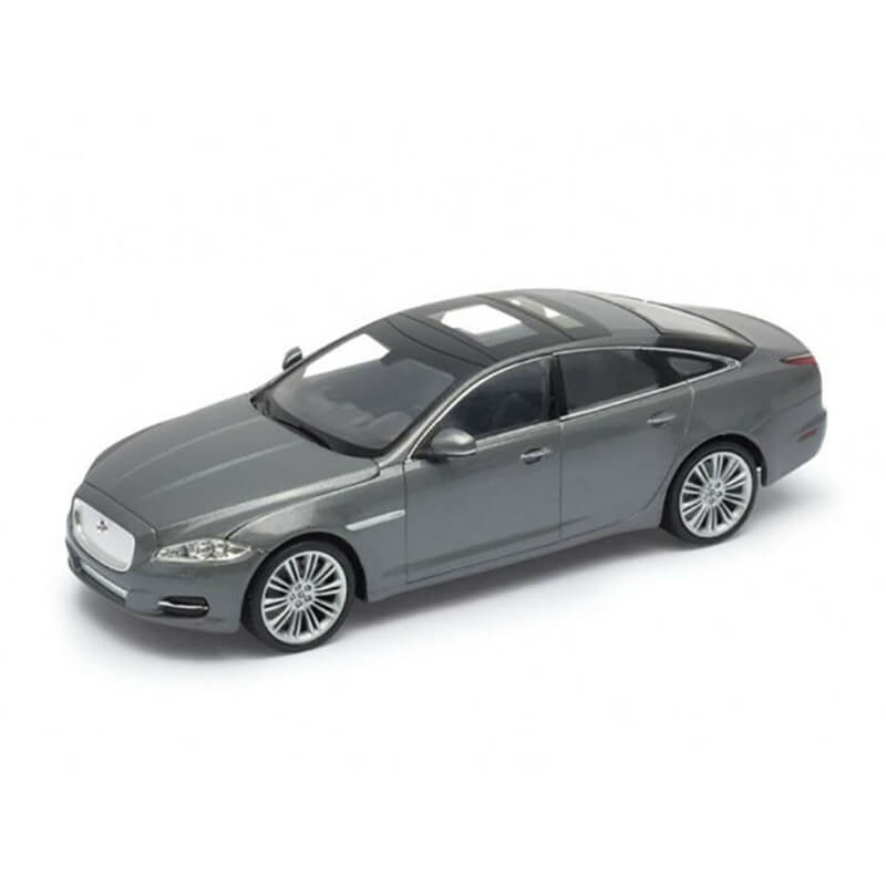 Welly 1/24 2010 Jaguar XJ (Grey)