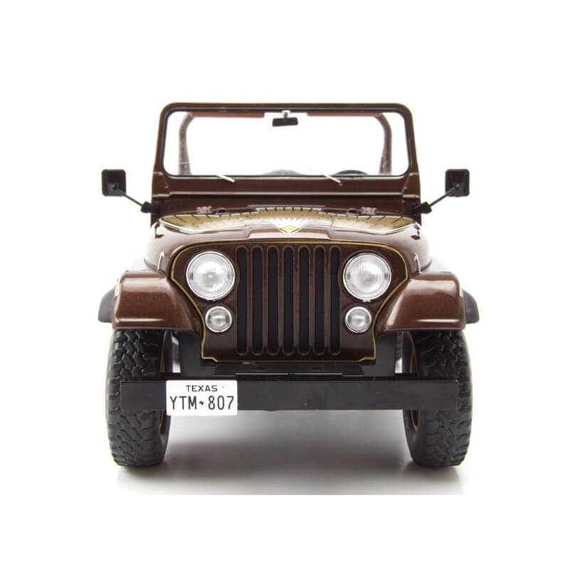 MCG 1/18 Jeep CJ-7 (Golden Eagle)