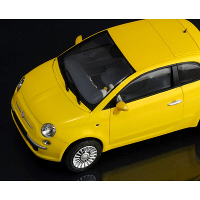 Italeri 1/24 Fiat 500 (2007) Kit