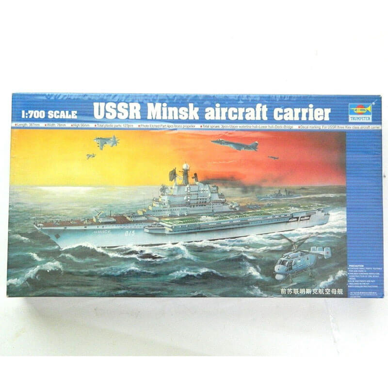 Trumpeter 1/700 USSR Minsk Aircraft Carrier Kit