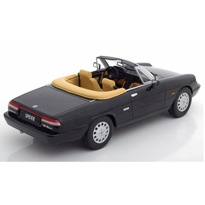 KK-Scale 1/18 Alfa Romeo Spider 4 (1990) (Black)