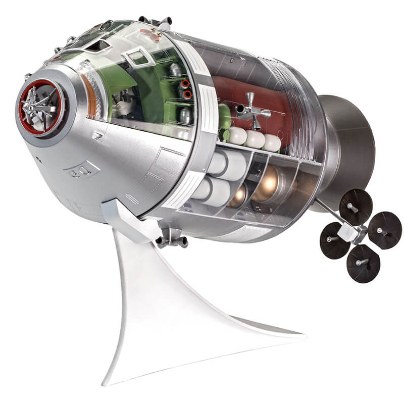 Revell 1/32 Apollo 11 Spacecraft With Interior Kit