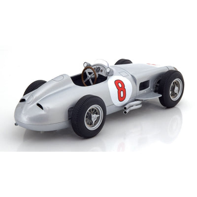 iScale 1/18 J.-M. Fangio Mercedes-Benz W196 Formula 1 1955 Winner Dutch GP