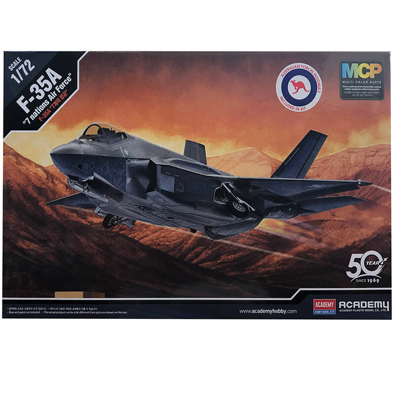 Academy 1/72 F-35A "7 Nations Air Force" Kit
