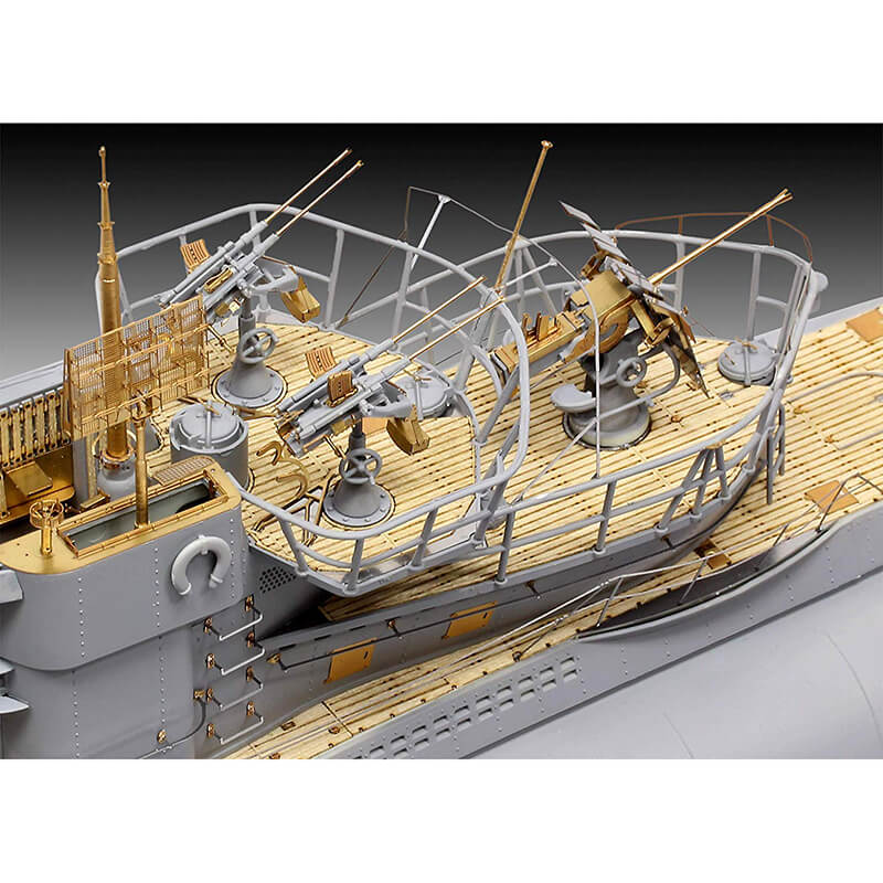 Revell 1/72 German Submarine Type VII C/41 Kit