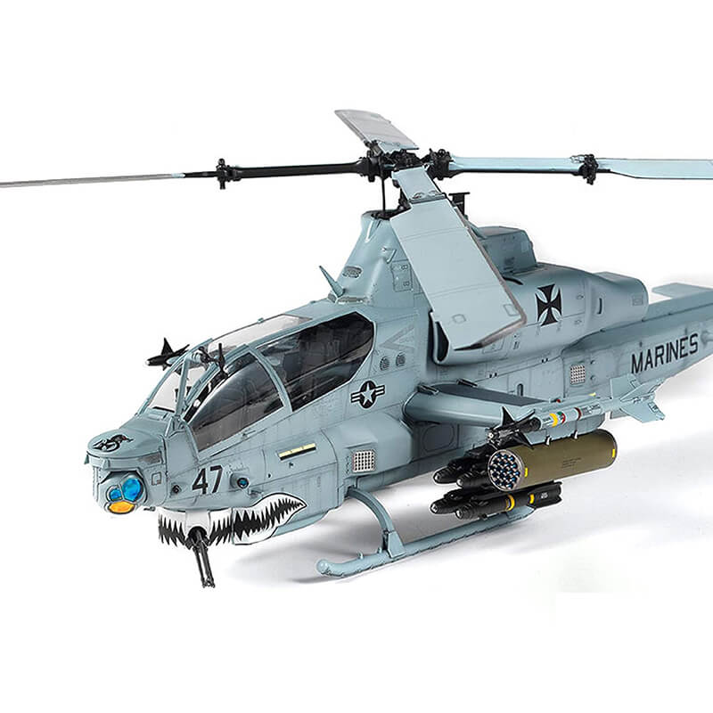 Academy 1/35 USMC AH-1Z "Shark Mouth" Kit
