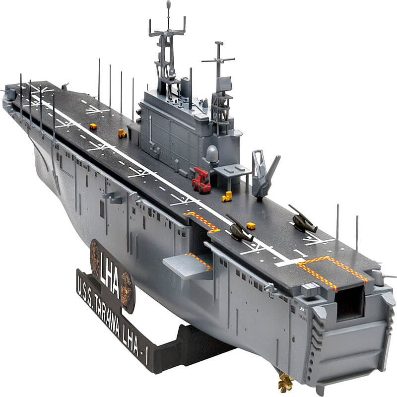 Revell 1/720 Assault Ship USS Tarawa LHA-1 Kit