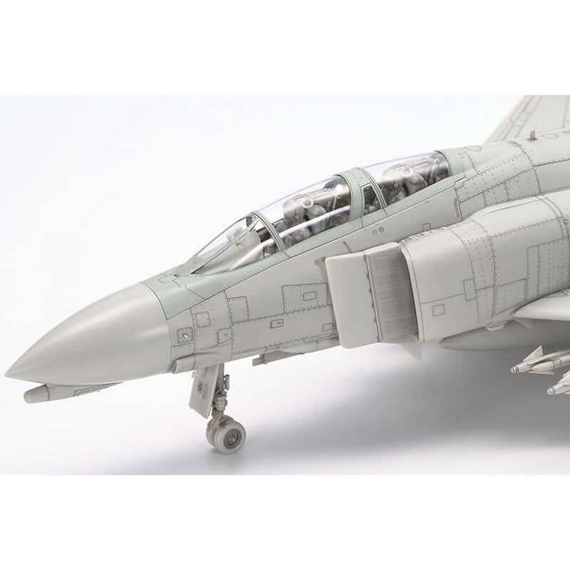 Tamiya 1/48 McDonnell Douglas F-4B Phantom II Kit