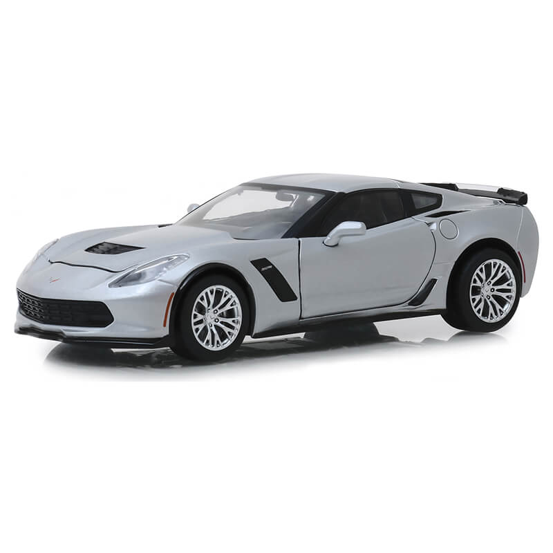 Greenlight 1/24 2019 Chevrolet Corvette Z06 Coupe (Blade Silver Metallic)