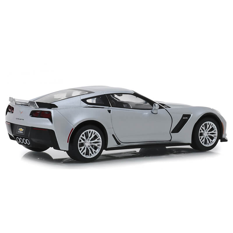Greenlight 1/24 2019 Chevrolet Corvette Z06 Coupe (Blade Silver Metallic)
