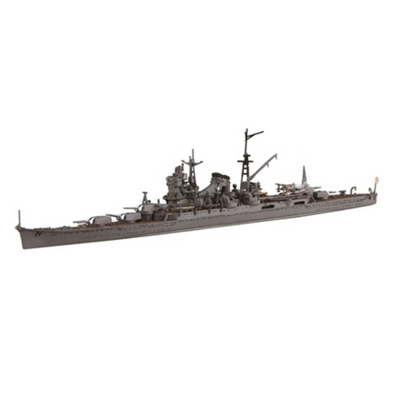 Fujimi 1/700 Imperial Japanese Navy Heavy Cruiser Kumano Kit
