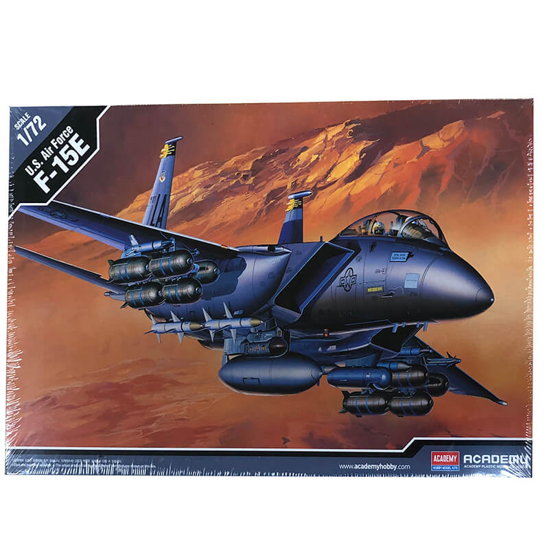 Academy 1/72 U.S. Air Force F-15E Kit
