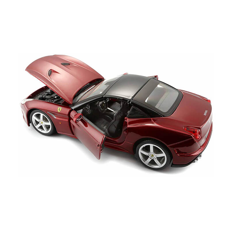 Bburago 1/24 Ferrari California T (Closed Top)