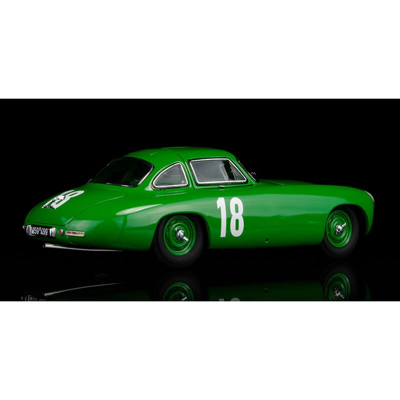 CMC 1/18 Mercedes-Benz 300SL (W 194) Grand Prix of Bern 1952