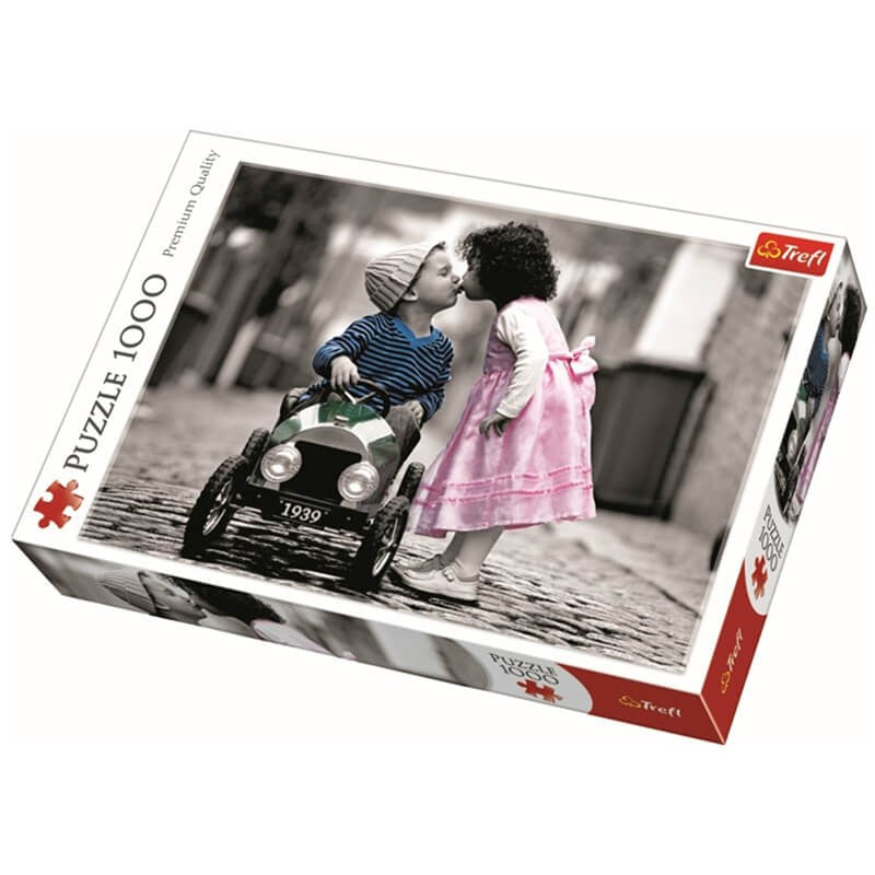 First Kiss 1000pc Puzzle