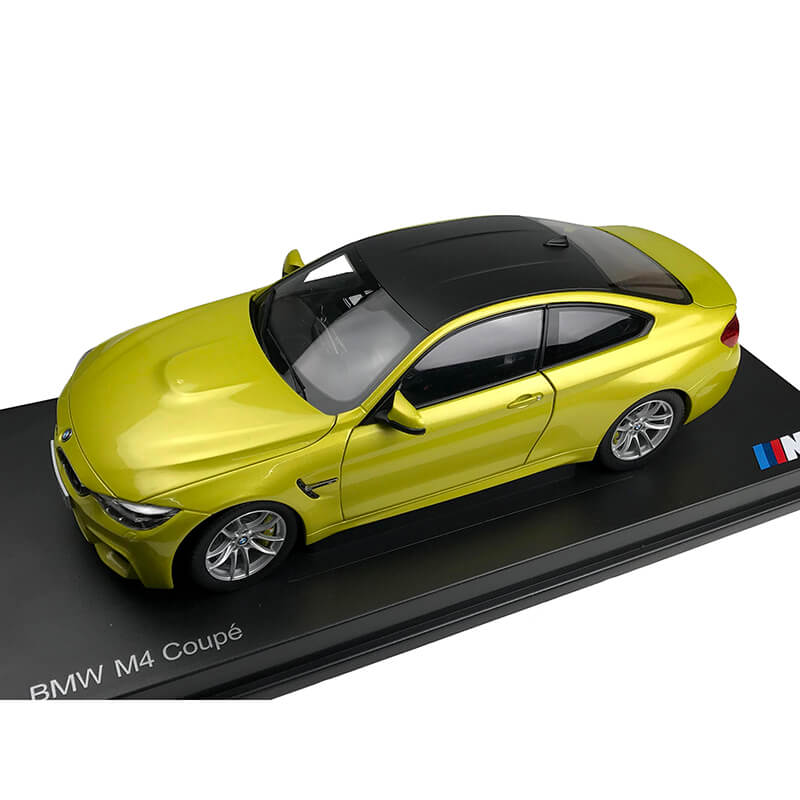 特注 1/18 BMW M4 クーペ オースティン イエローメタリック ParagonModels 1:18 BMW M4 Coupe (F82) austin yellow