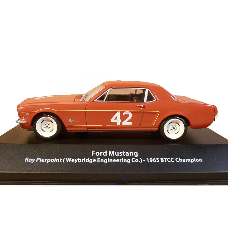 Atlas 1/43 Ford Mustang 1965 BTCC Champion - Roy Pierpoint (Weybridge Engineering Co.)