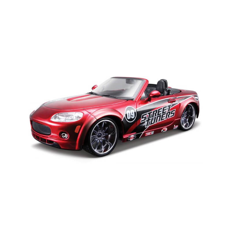 Bburago 1/24 Mazda MX-5 (Red)