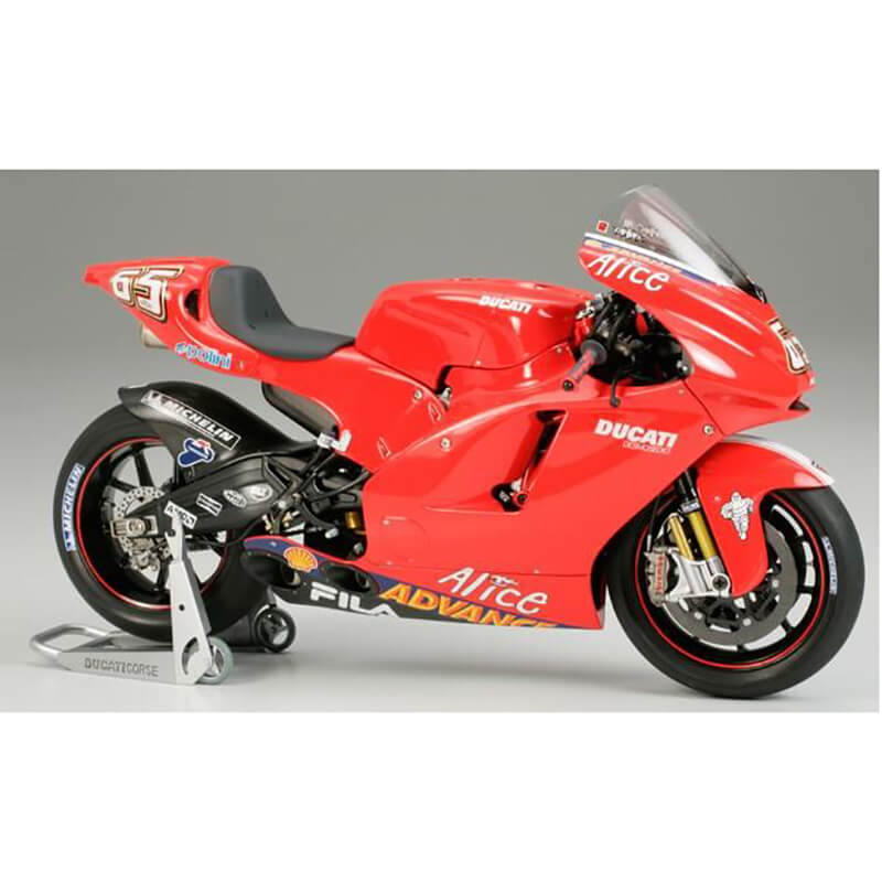 Tamiya 1/12 Ducati Desmosedici Kit