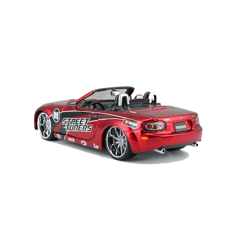 Bburago 1/24 Mazda MX-5 (Red)