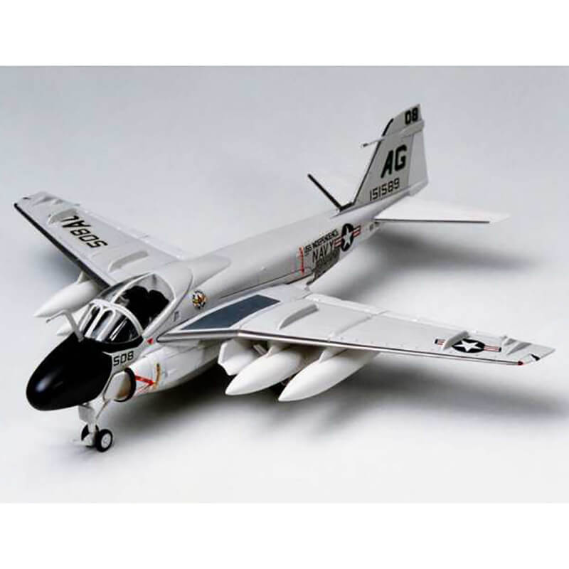 Tamiya 1/100 Grumman A-6A Intruder Kit