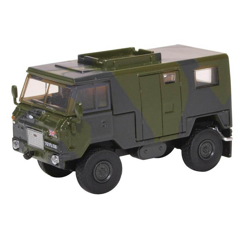 Oxford 1/76 Land Rover FC Signals Nato Green Gamouflage