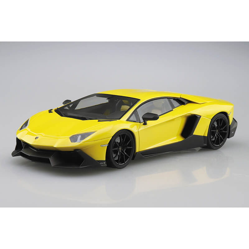 Aoshima 1/24 Lamborghini Aventador 50th Anniversario Kit