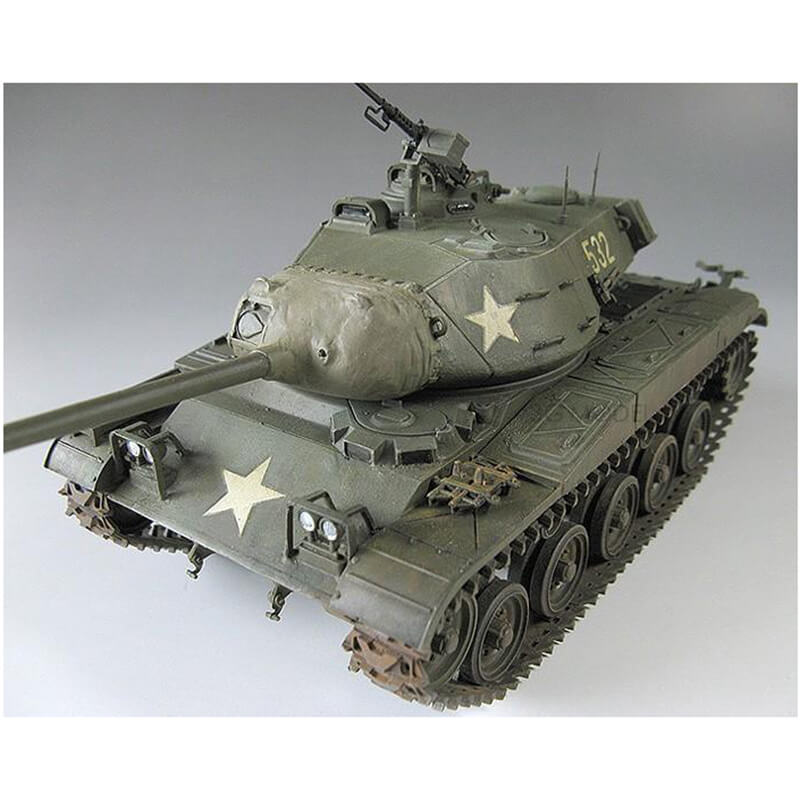 Tamiya 1/35 M41 Walker Bulldog Kit