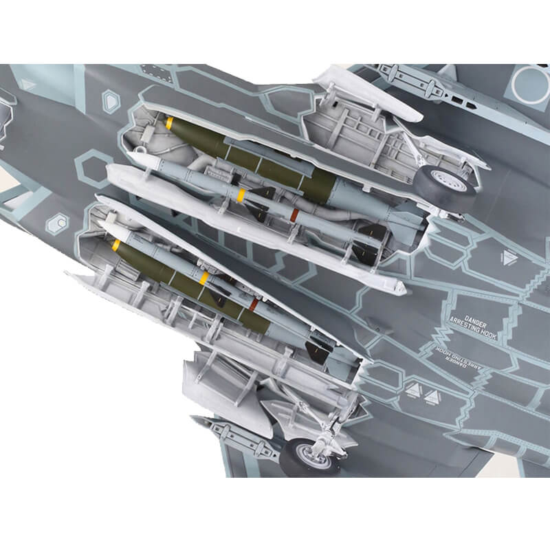 Italeri 1/32 Lockheed Martin F-35 A Lightning II Kit