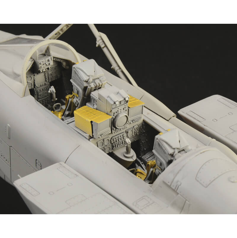 Italeri 1/32 Tornado GR.4 Kit