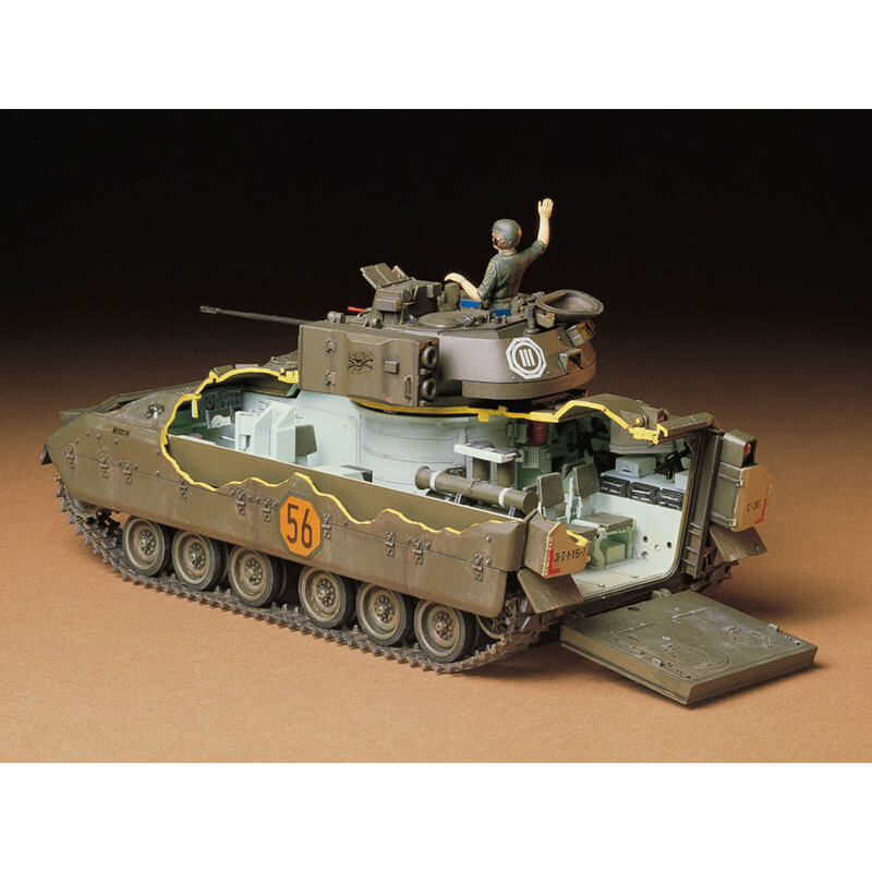 Tamiya 1/35 M2 Bradley IFV Kit