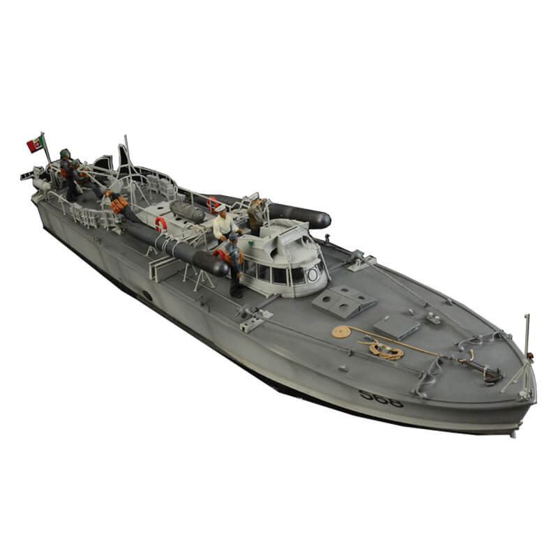 Italeri 1/35 M.A.S. 563/568 With Crew Kit