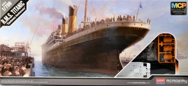 Academy 1/700 R.M.S Titanic "Centenary Anniversary" Kit ACA-14214